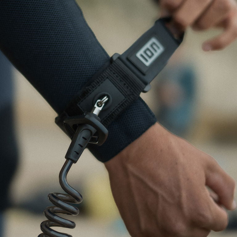 ION Wing Leash Core Coiled Wrist