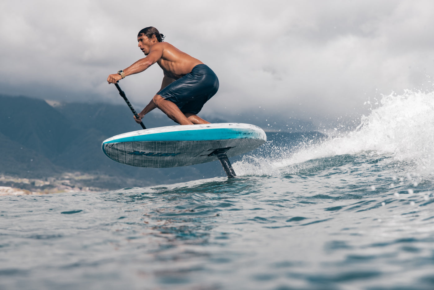 Naish Hover Downwind Crossover – Ride Kite Surfing